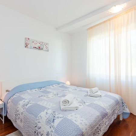 Apartment Mimoza 5, Baska, Krk Eksteriør billede