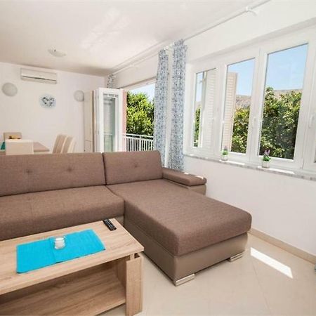 Apartment Mimoza 5, Baska, Krk Eksteriør billede