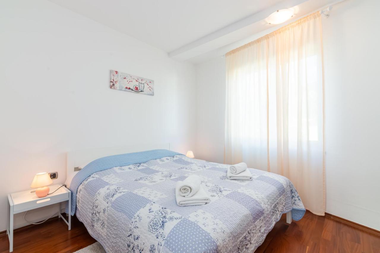 Apartment Mimoza 5, Baska, Krk Eksteriør billede