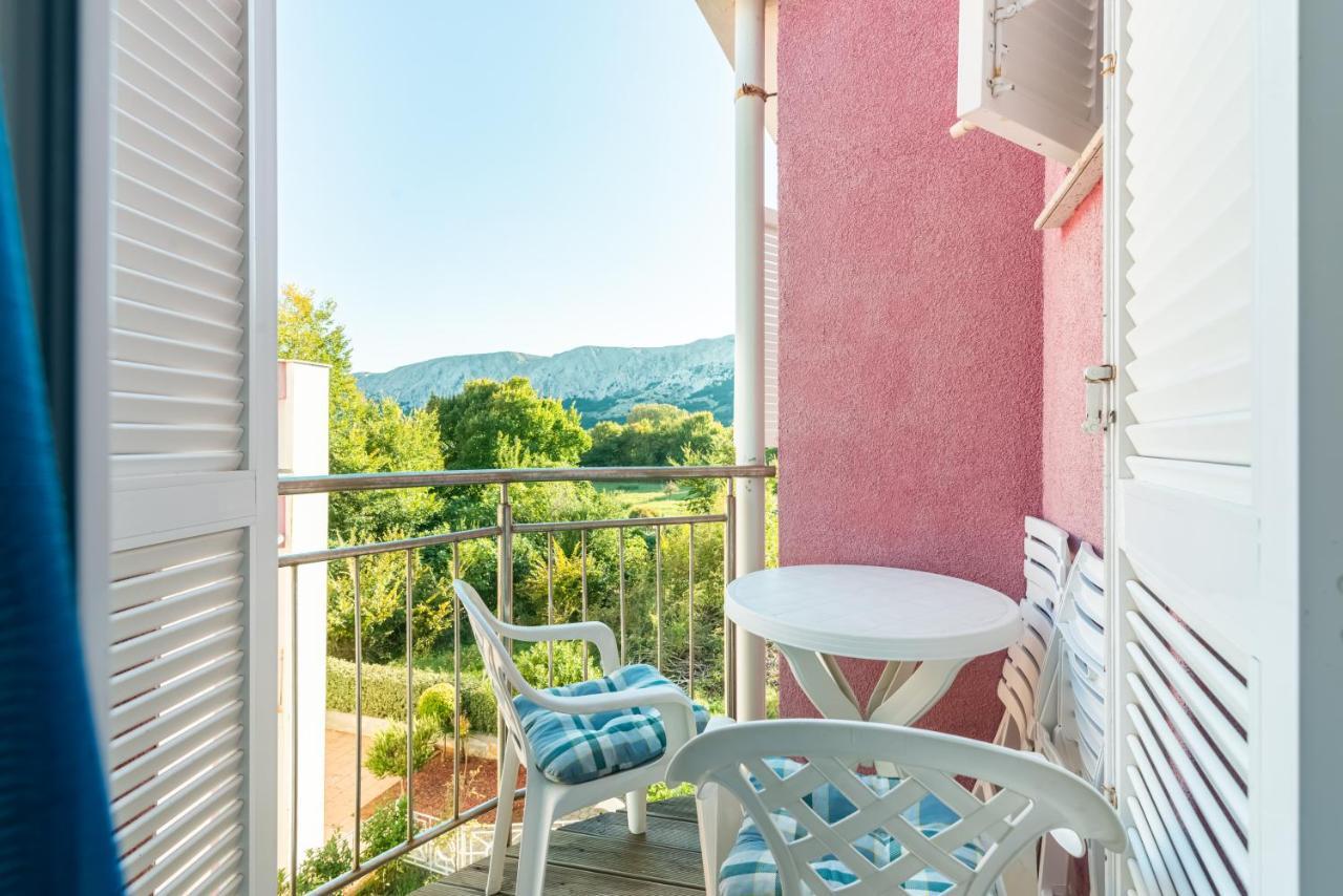 Apartment Mimoza 5, Baska, Krk Eksteriør billede