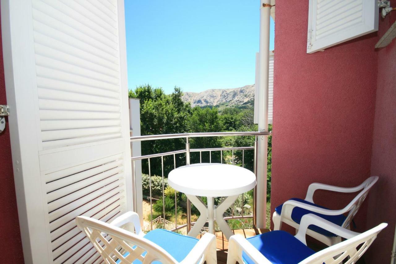 Apartment Mimoza 5, Baska, Krk Eksteriør billede