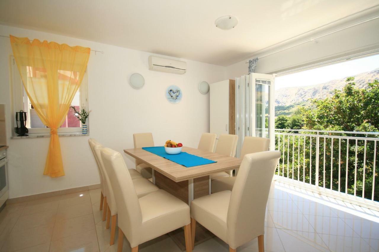Apartment Mimoza 5, Baska, Krk Eksteriør billede