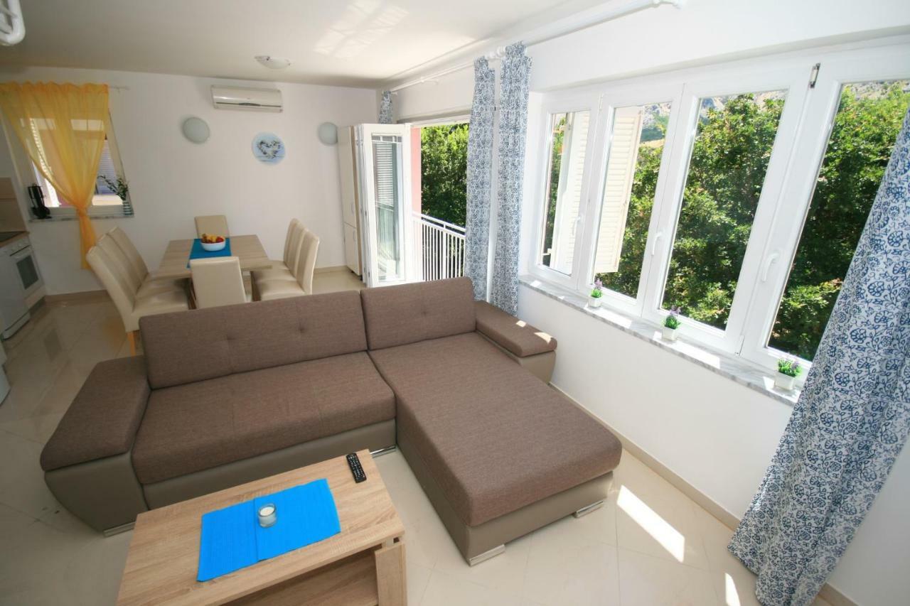 Apartment Mimoza 5, Baska, Krk Eksteriør billede